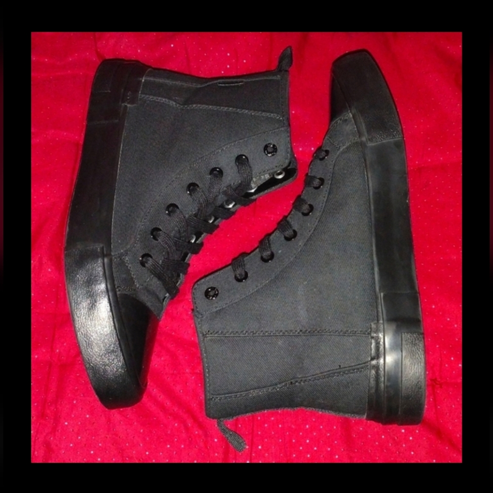 "Levi's" Elite Black Mono Chrome Sneakers